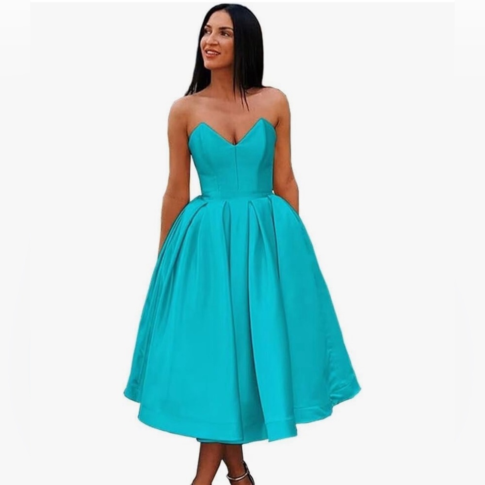 Women’s A Line Sleeveless Sweetheart Neck Satin Formal Dress